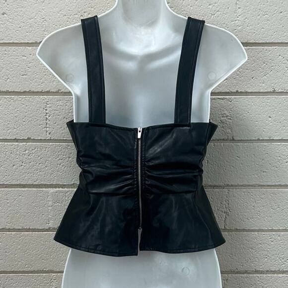 ALC Lauryn  Pleather Top size 2 - Picture 4 of 8